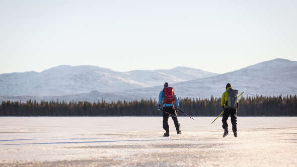 Ice skating on Åre lake