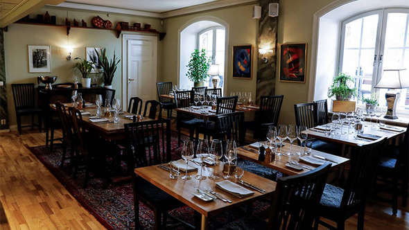 Restaurang Banken Två Rum Kök i Falun Restaurang Banken Två Rum Kök i Falun